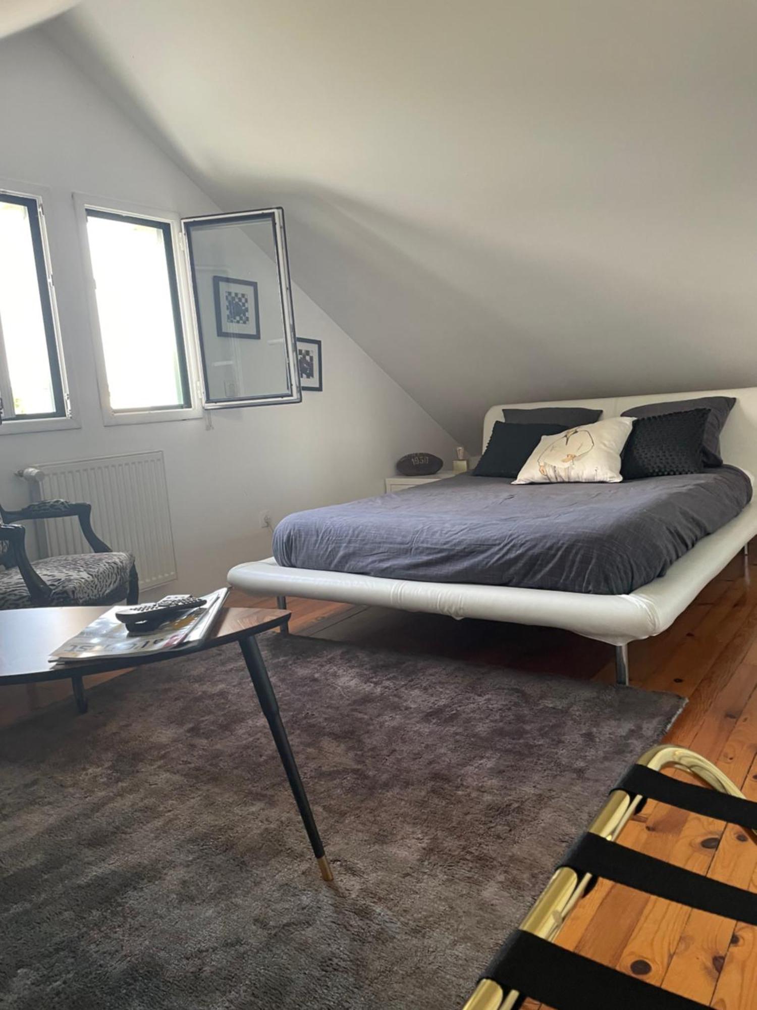 Chambre Hotes Nichee Sous Les Toits Rennes Buitenkant foto